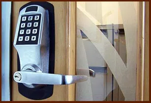 Washington Locksmith Store Washington, DC 202-753-3649 - 10-63-commercial-lock